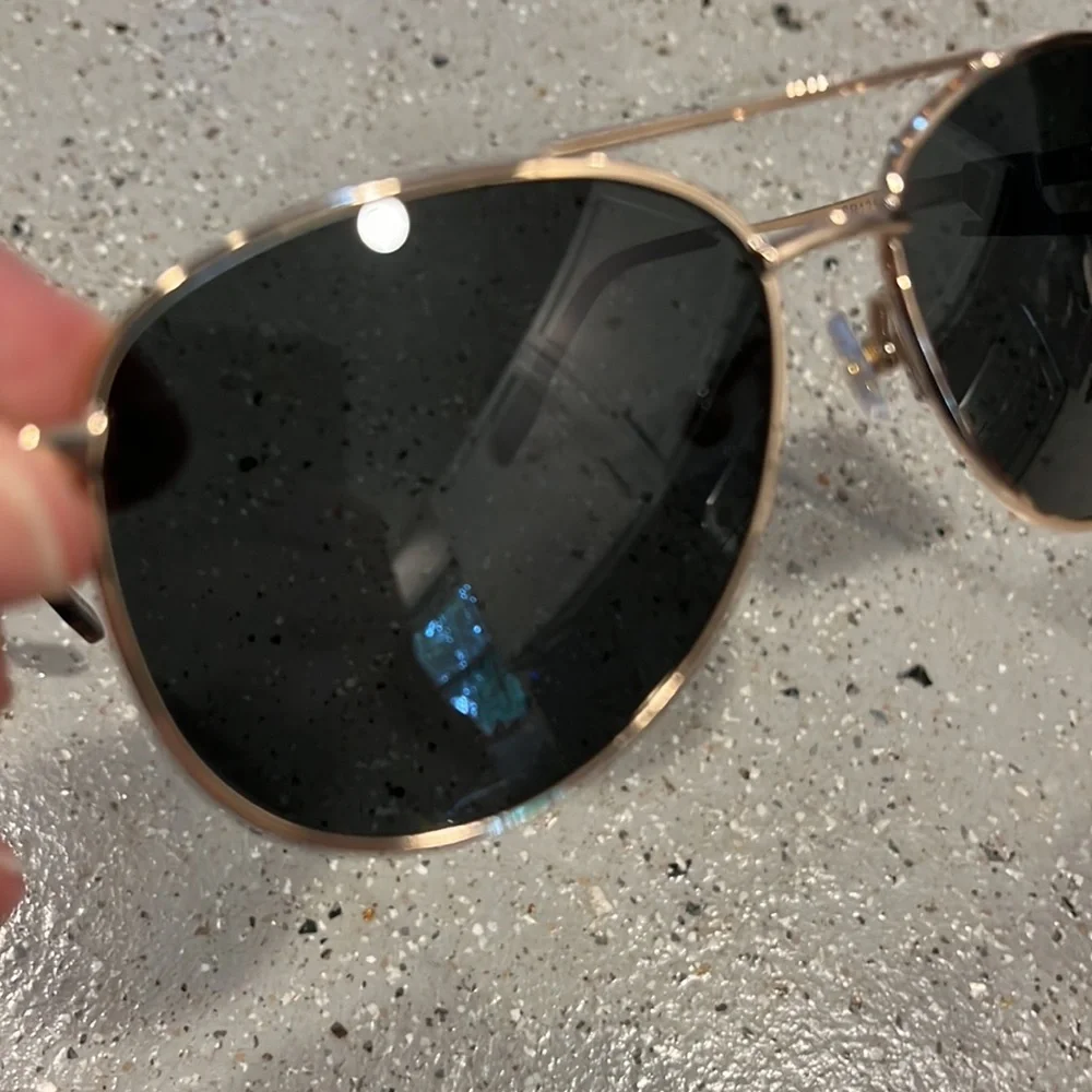 FOSTER GRANT PRELUDE AVIATOR GOLD WIRE FRAME SUNGLASSES UNISEX NEW WITH TAGS